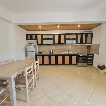 Glow Two Bedroom Apartment Ksamil Eksteriør bilde